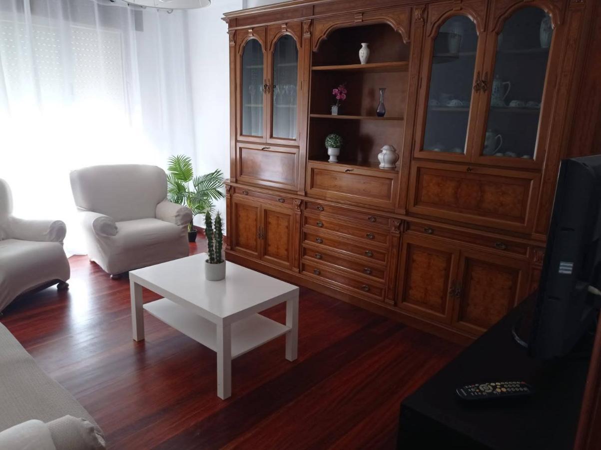 Vivienda Amplia Y Luminosa A Escasos Metros De La Playa De Cangas. Zewnętrze zdjęcie