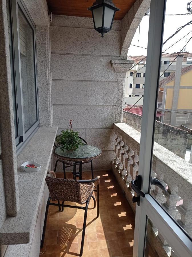 Vivienda Amplia Y Luminosa A Escasos Metros De La Playa De Cangas. Zewnętrze zdjęcie